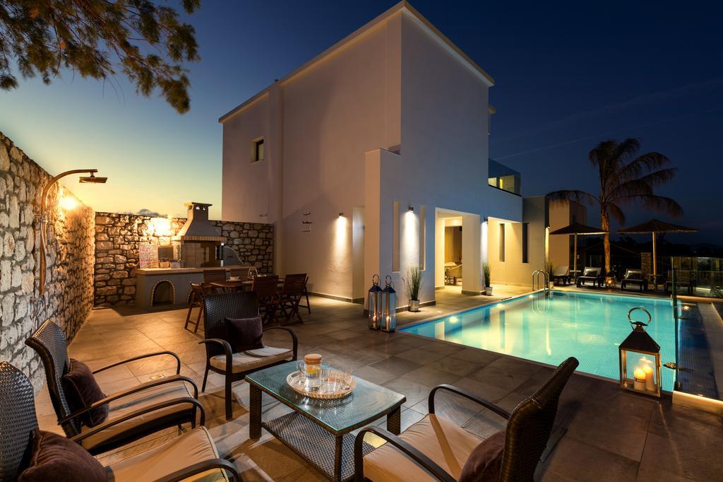Antonoglou Beach Villas - Waterfront Luxury Retreat Lakhania Esterno foto