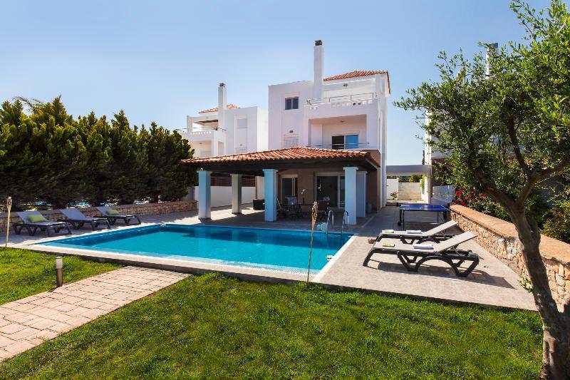 Antonoglou Beach Villas - Waterfront Luxury Retreat Lakhania Esterno foto