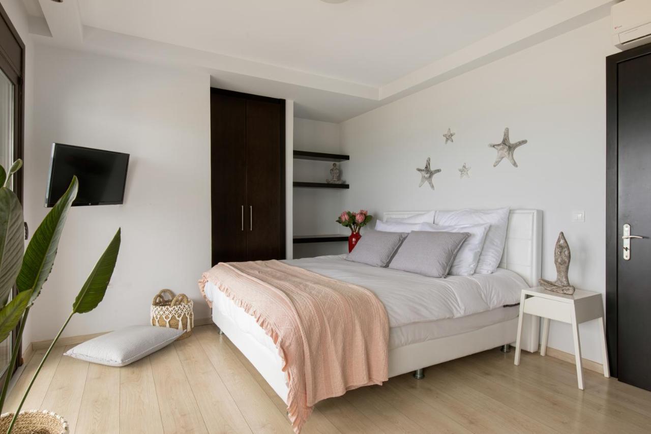 Antonoglou Beach Villas - Waterfront Luxury Retreat Lakhania Esterno foto